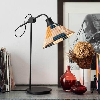Parrot Table Light in Sand