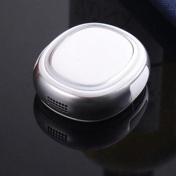 SecurDog Mini GPS – Voiture Anti-Pertes MT60 Noir-Blanc