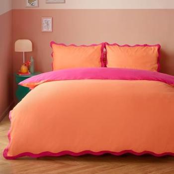 Oceanic Coral Scallop Luxury Bedspread – King Version