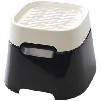 Savic Ergo Cube Water Bowl 0,2 l in Nero/Bianco con Posetta e Dosatore