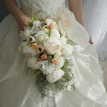 Ramo de Novia con Peonías de Seda