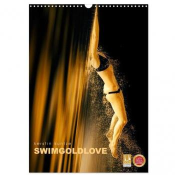 SWIMGOLDLOVE (Wandkalender 2025 DIN A3 hoch) CALVENDO Monatskalender