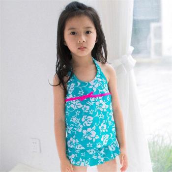 Leichtblauer Blumen-Swimwear