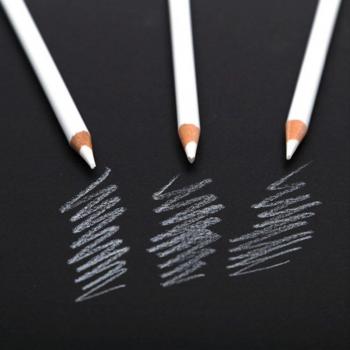 Set de crayons de dessin à charbon blanc