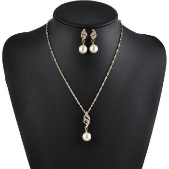 Valentine's Day Pearl Jewelry Set for Women