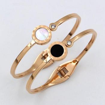 Luxury Shell Cuff for Women, Black and White, K0053‑1