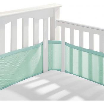 Cerca protectora alrededor de la cama