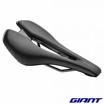 Giant Equipment Approach Saddle