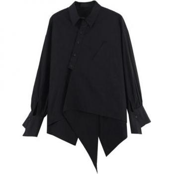 Lässige Herbstbluse in Schwarz und Weiß