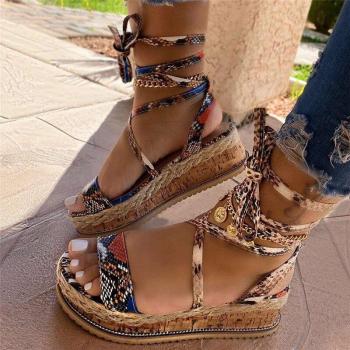Sandalines estivales à dentelle Peep-toe