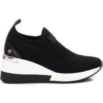 XTI 142416 Sapato Negro