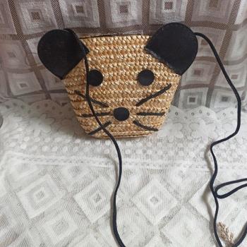 Monedero Kawaii de ratán para niños