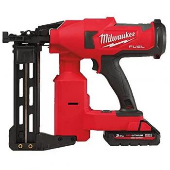 Milwaukee M18 Fuel 18V Cordless Brushless Fencing Stapler Kit with 2 x 3Ah Batteries, Charger, and Case