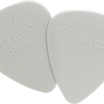 Fender .60mm Nylon Pick Set (12 Picks)