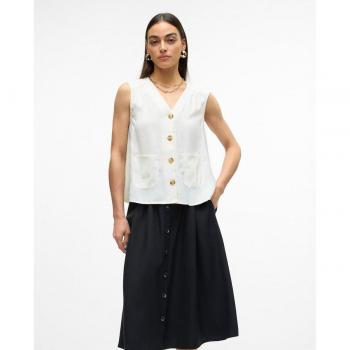 Blusa Versátil Vero Moda con Detalle de Botón y Bolsillos