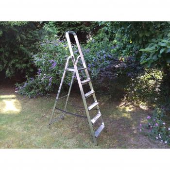 Aluminum 6 Step Platform Stepladder with Heavy Duty Certification