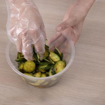 100 Piece Disposable Kitchen Gloves for Cooking and Cleaning