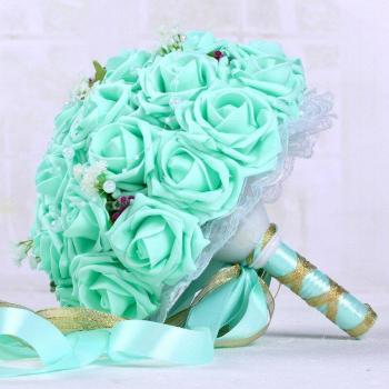 Ramo de novia con rosas Borgoña