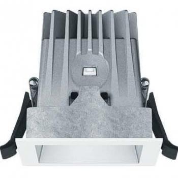 ZUMTOBEL LUX PANOS EVO 10 W Q Downlight (starr/schwenkbar)
