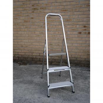 Youngman Lightweight Aluminum Step Ladder, EN131 Compliant