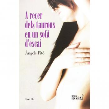 A recer dels taurons en un sofà d'escai (Tapa blanda).