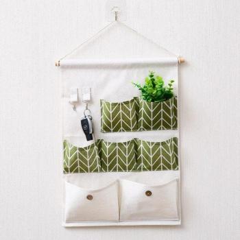 Wall-Mounted Sundries Storage Bag