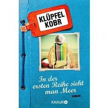 In der ersten Reihe sieht man Meer