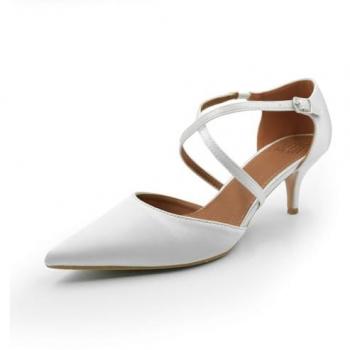 Kennedi Kitten Heel with Crossover Strap – Off‑White, Size 7E (UK)