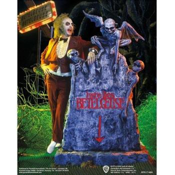 Beetlejuice 3D Poster mit Friedhofsmotiv