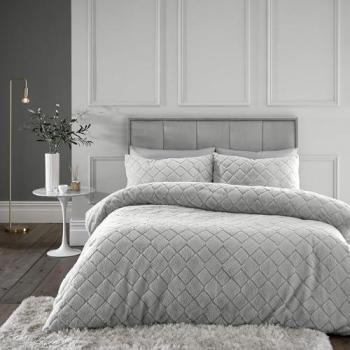 Cozy Diamond Faux Fur Silver Super King Duvet Cover Set with Pillowcases