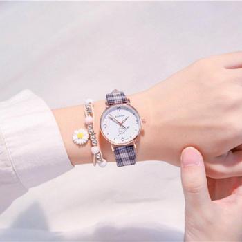Heart Arrow Pattern Girl's Watch with Compact Dial
