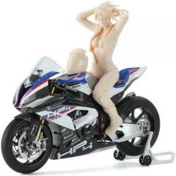 Modelo Racer Girl en Resina Mon 1/9 MSPS084