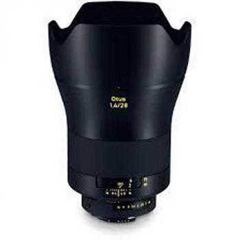Carl Zeiss 28mm f/1.4 Otus Lens