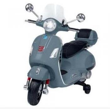 Moto elettrica a motore Grigio Gr modello 39988 ESPIDKO Vespa GTS Super Sport 12V della marca Globo