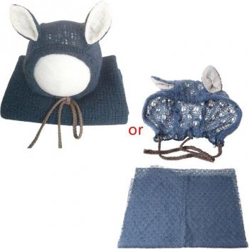 Bonnet et couverture tricotée pour nouveau-né