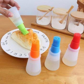 Brosse à Badigeonner avec Flacon d'Huile Intégré