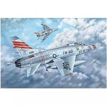 Sabre Suprême F-100C Modèle d'Assemblage Trumpeter