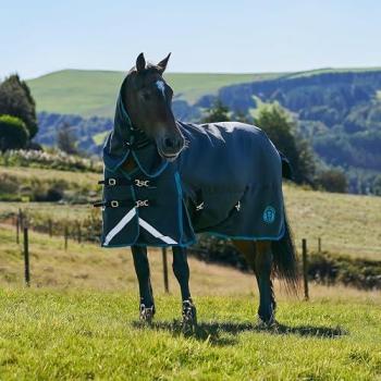 Royal Scot Original 200g Light-Medium Neck Turnout Rug, Black Edition – 5'9