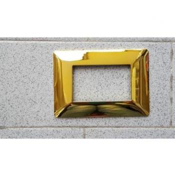 Placchetta ABS Oro Satinato compatibile Matrix Bticino – modulabilità 3/4/6, 3 fori