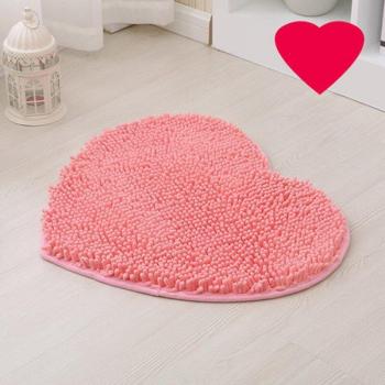 Red Chenille Heart-shaped Bedroom Mat 50x60cm