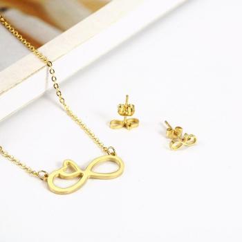 Conjunto Elegante de Collar y Pendientes