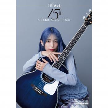 miwa 15º LIBRO DE ARTE ESPECIAL DE ARTISTA Música (Rittor Mook)