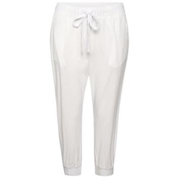 Donna Kaffe Naya Capri