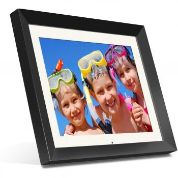Aluratek 15 Hi-Res Digital Photo Frame with Music Support
