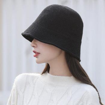 Bonnet tricoté femme hiver