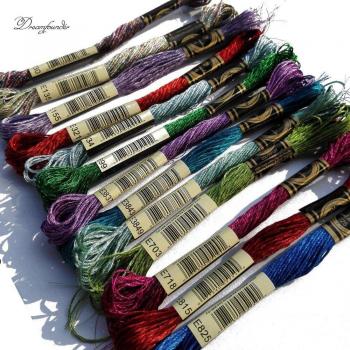 Jewel Effects Metallic Thread E316