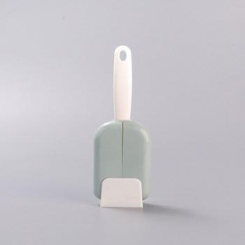 Smart Kitchen Ladle with Automatic Open-Close Feature