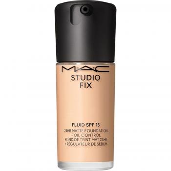 MAC Cosmetics Studio Fix Fluid SPF 15