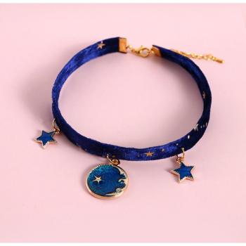 Collier velours pour animaux avec motifs flocon de neige S-M