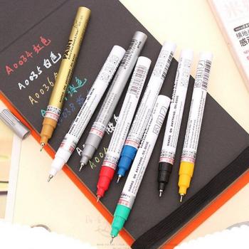 8-Color Permanent Metallic Marker Set